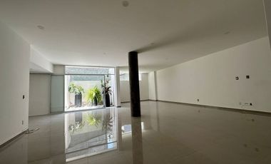 Casa en Renta o Venta Zona Esmeralda