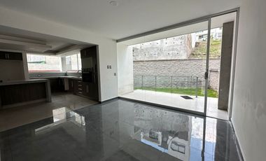 Casa en Renta o Venta Zona Esmeralda