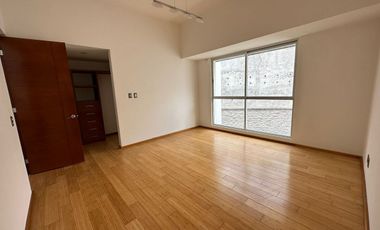 Casa en Renta o Venta Zona Esmeralda