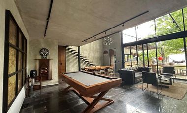 CASA TIPO LOFT EN VENTA, AMUEBLADA  Y EQUIPADA EN KOMCHEN.