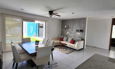 Renta casa 2 recamaras +estudio y piscina Conkal