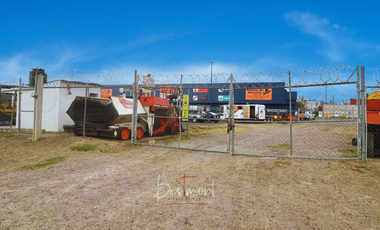 Renta de Pad comercial en Federal a Tehuacán junto a Autozone , Casa Blanca