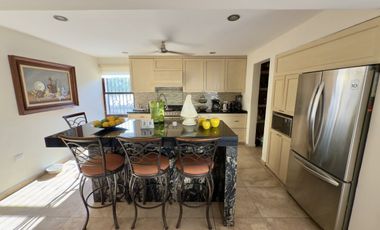 CASA EN VENTA EN CHOLUL