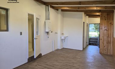 Venta Casa Amplia y Cómoda  en Condominio, Mantagua
