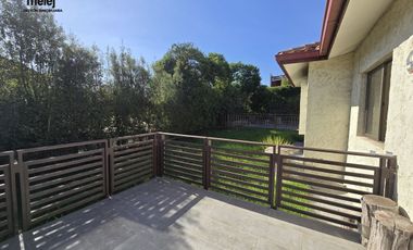 Venta Casa Amplia y Cómoda  en Condominio, Mantagua