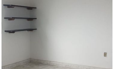 Casa en Barrio de Guadalupe con estacionamiento