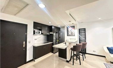 Mall del Sol, Departamento en Renta, 150m2, 3 Habitaciones