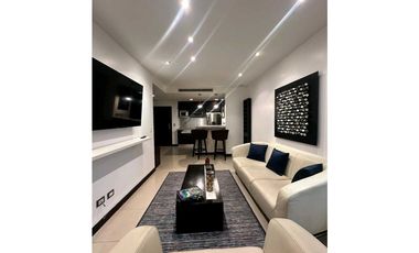 Mall del Sol, Departamento en Renta, 150m2, 3 Habitaciones
