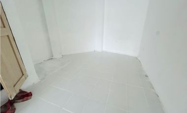 Universidad Estatal, Local Comercial en Renta, 36m2,