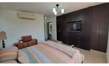 Casa Amoblada con LOTE EXTRA en Palmia, Panamá Pacífico