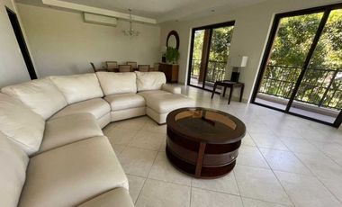 EMBASSY CLUB. GARDEN CON JARDIN . AMOBLADO