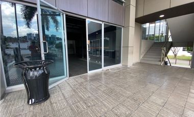 LOCAL COMERCIAL / ALTOS DE PANAMA / PLAZA NORTE / ESQUINA / 2 NIVEL