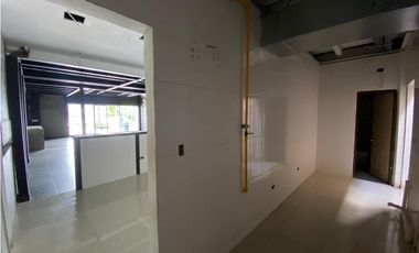 LOCAL COMERCIAL / ALTOS DE PANAMA / PLAZA NORTE / ESQUINA / 2 NIVEL