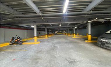 LOCAL COMERCIAL / ALTOS DE PANAMA / PLAZA NORTE / ESQUINA / 2 NIVEL