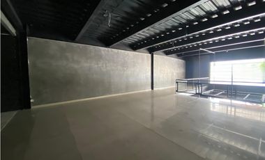 LOCAL COMERCIAL / ALTOS DE PANAMA / PLAZA NORTE / ESQUINA / 2 NIVEL