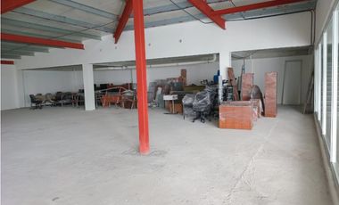 LOCAL / PLAZA CAMINOS CENTENNIAL / 415M / PISO 2 CON TERRAZA JC