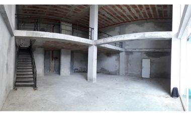 CONDADO DEL REY / LOCAL / CENTRO PLAZA / 190M / MEZZANINE /JC