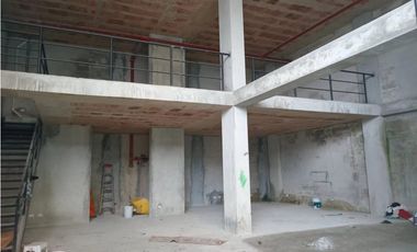 CONDADO DEL REY / LOCAL / CENTRO PLAZA / 190M / MEZZANINE /JC