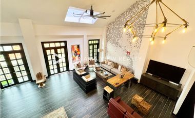 STAR AND HERALD PENTHOUSE / CASCO VIEJO / VENTA