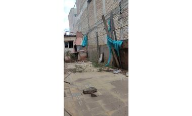 RealtyPlus Vende lote calle Granaderos. Ciudad