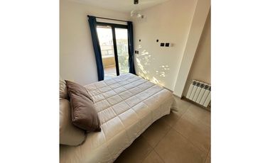 Realty Plus alquila hermoso duplex en barrio Bombal