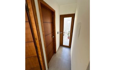 Realty Plus alquila hermoso duplex en barrio Bombal