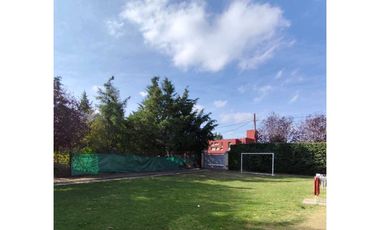 Vendemos Casa en Vistalba con Parque,Pileta y Quincho