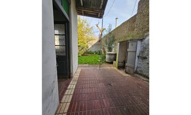 CASA ANTIGUA EN VENTA