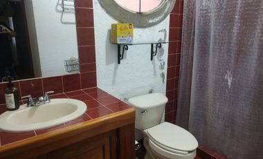 CASA EN RENTA AMUEBLADA CERCA DE AV. COMPOSITORES