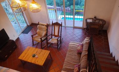 CASA EN RENTA AMUEBLADA CERCA DE AV. COMPOSITORES