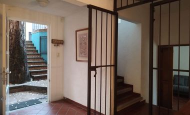 CASA EN RENTA AMUEBLADA CERCA DE AV. COMPOSITORES