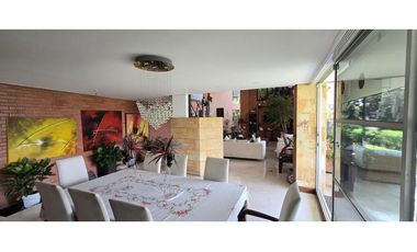 Venta hermosa casa en el Poblado, cerca al Tesoro