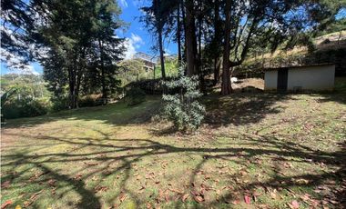 Venta hermosa casa en el Poblado, cerca al Tesoro