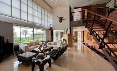Venta hermosa casa en el Poblado, cerca al Tesoro
