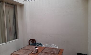 Venta de casa con local en la Estrella