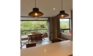 Venta de apartamento con vista verde en el retiro