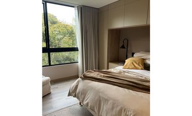 Venta de apartamento con vista verde en el retiro