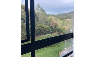 Venta de apartamento con vista verde en el retiro