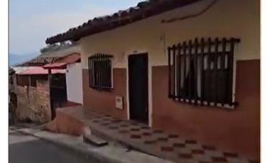 Casa lote en venta en Hispania, Antioquia