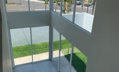 CASA EN VENTA EN FRACCIONAMIENTO LOMAS DE LA RIOJA, RIVIERA VERACRUZANA, ALVARADO, VERACRUZ