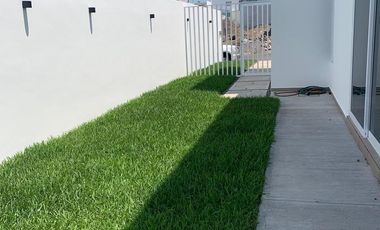 CASA EN VENTA EN FRACCIONAMIENTO LOMAS DE LA RIOJA, RIVIERA VERACRUZANA, ALVARADO, VERACRUZ