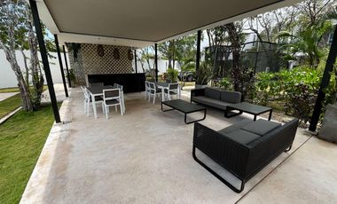 Villa de Lujo con Acabados de Mármol en Playa del Carmen, Residencial Bambu