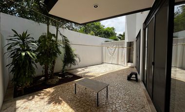 Villa de Lujo con Acabados de Mármol en Playa del Carmen, Residencial Bambu