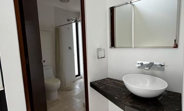 Villa de Lujo con Acabados de Mármol en Playa del Carmen, Residencial Bambu