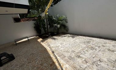 Villa de Lujo con Acabados de Mármol en Playa del Carmen, Residencial Bambu