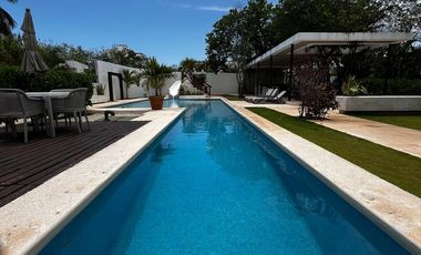 Villa de Lujo con Acabados de Mármol en Playa del Carmen, Residencial Bambu