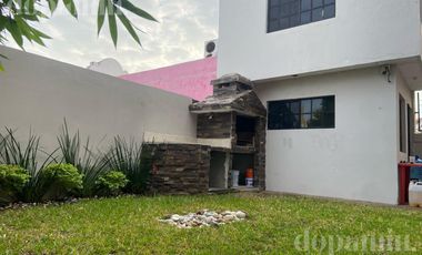 Casa en Fraccionamiento Colinas de Universidad