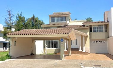 Casa en RENTA CLUB DE GOLF LOS NARANJOS