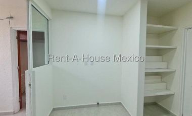 Departamento en  Renta en Huixquilucan, Palo Solo AM. 25-3096