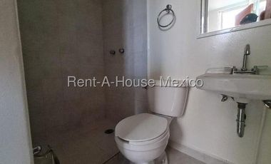 Departamento en  Renta en Huixquilucan, Palo Solo AM. 25-3096